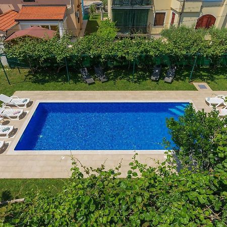 Villa Toni Умаг Экстерьер фото